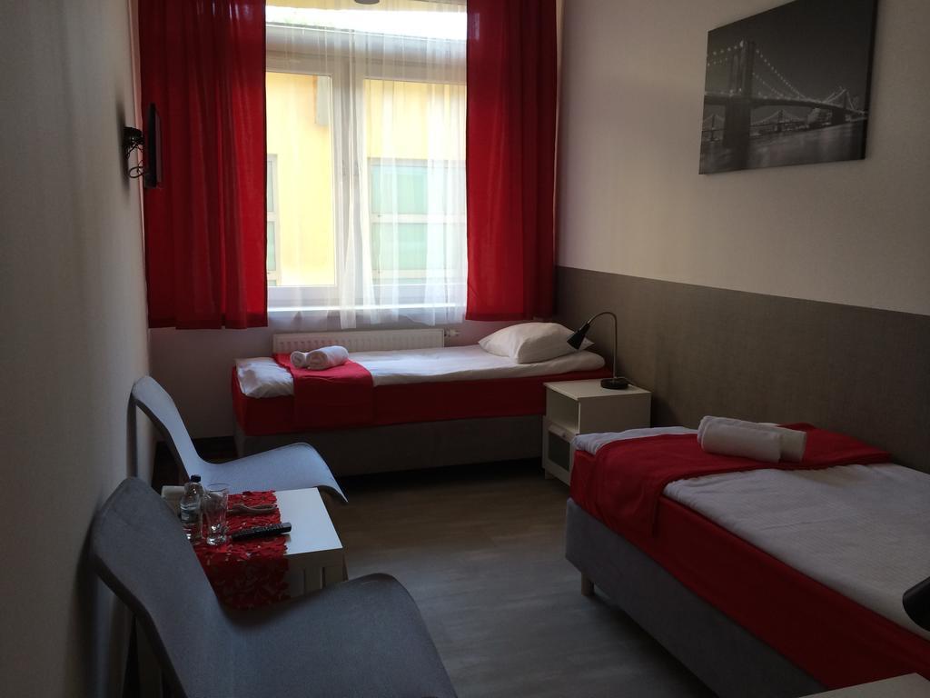 Hotel Kielce Zimmer foto